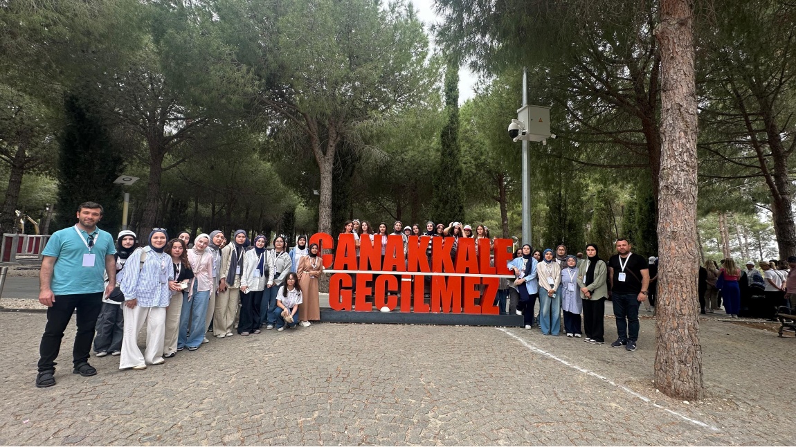 BİR DESTANDIR ÇANAKKALE 